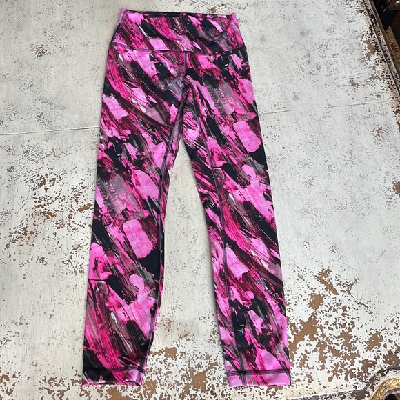 Lululemon Leggings - Picture 1 of 5